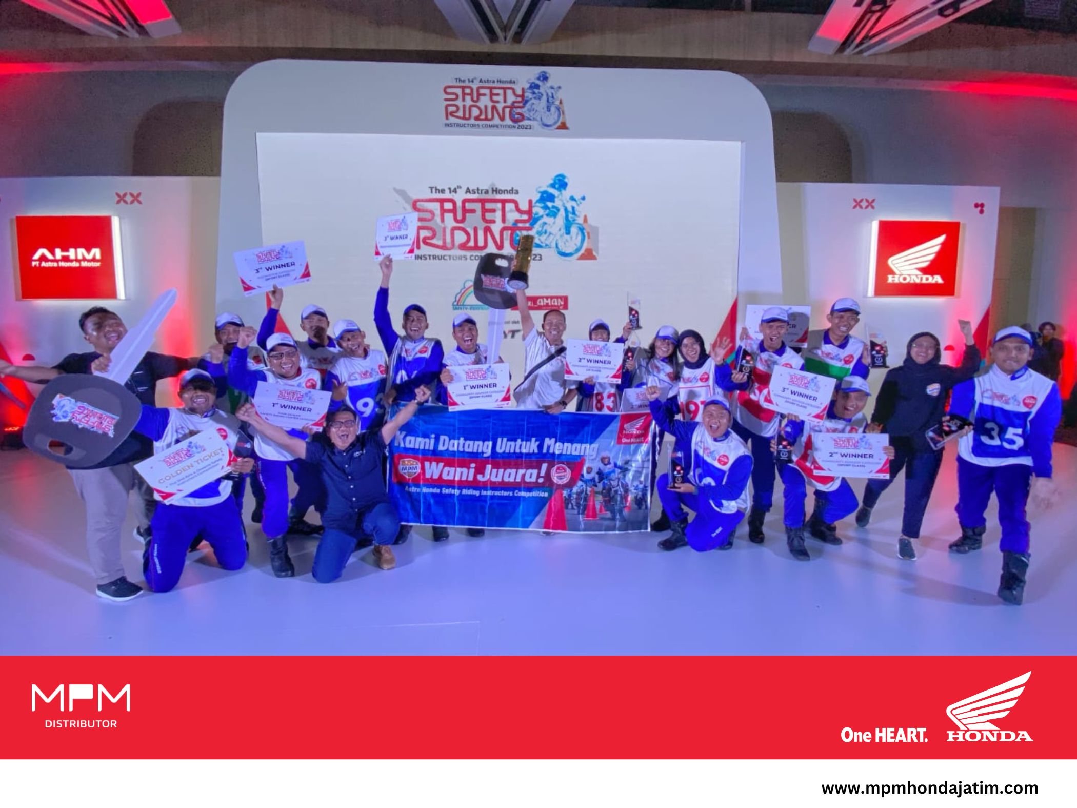 Instruktur Safety Riding MPM Honda Jatim Borong Juara di Kompetisi Tingkat Nasional.